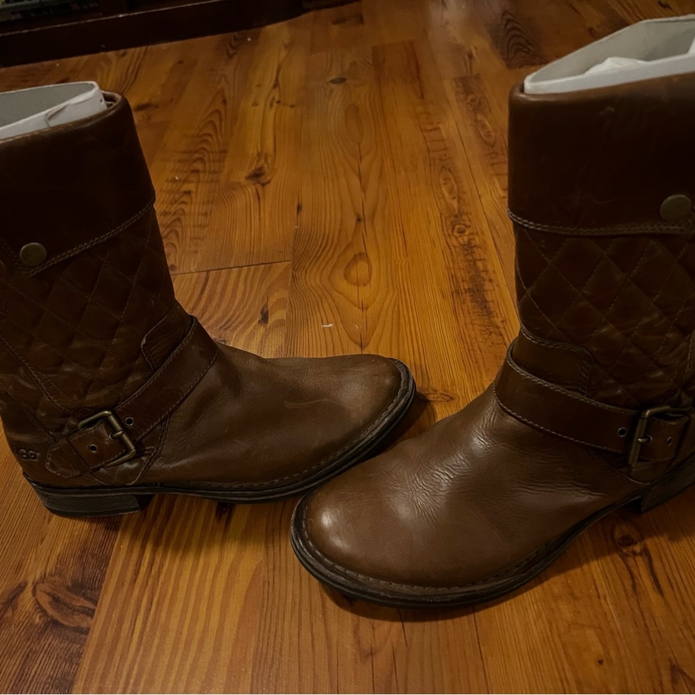 Women’s Ugg boots